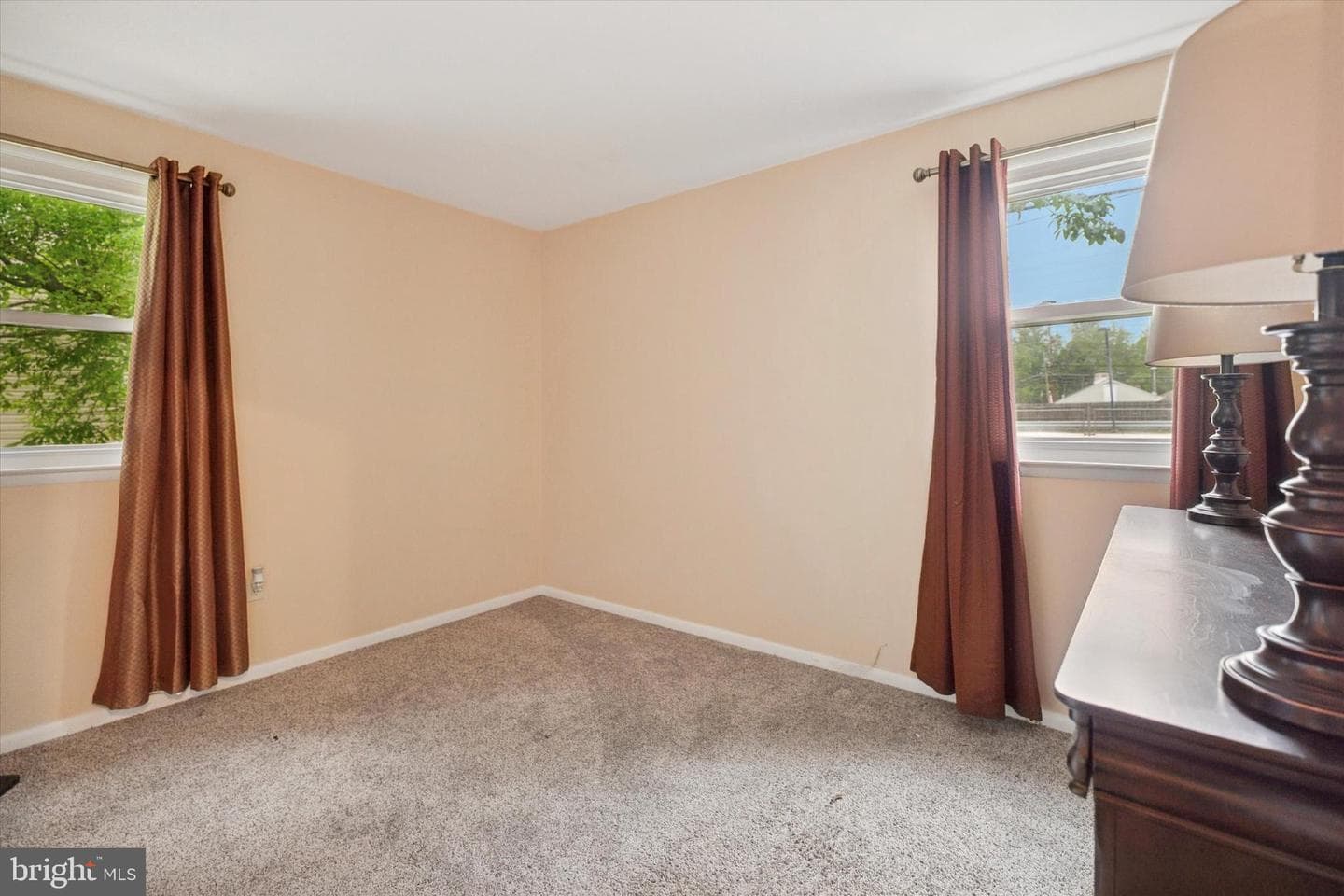 905 Pershing Road photo 14