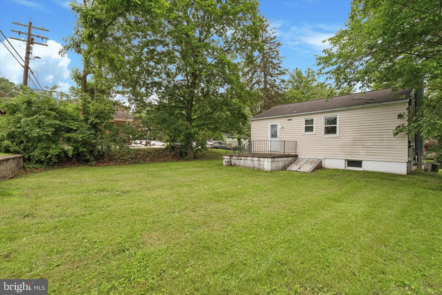 905 Pershing Road photo 19