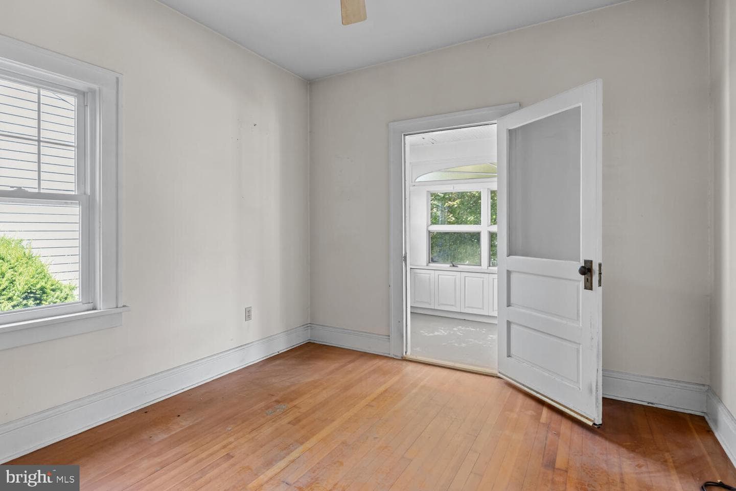 671 Edge Hill Road photo 20