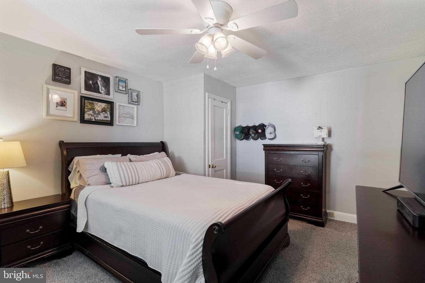 2300 Pioneer Road photo 20