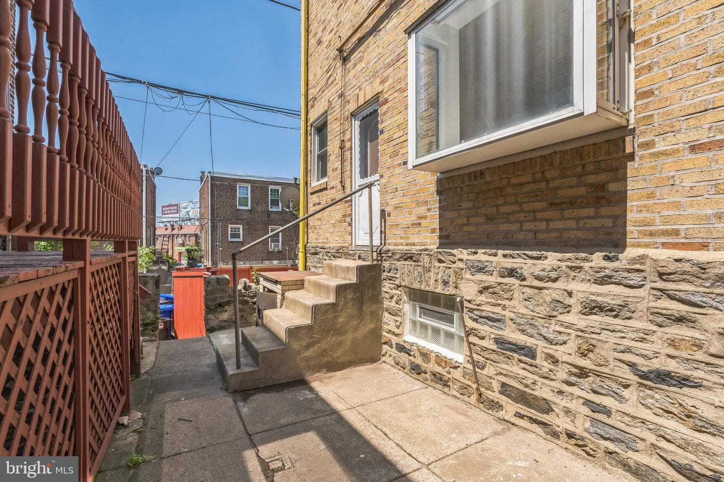 1712 Chelsea Road photo 3
