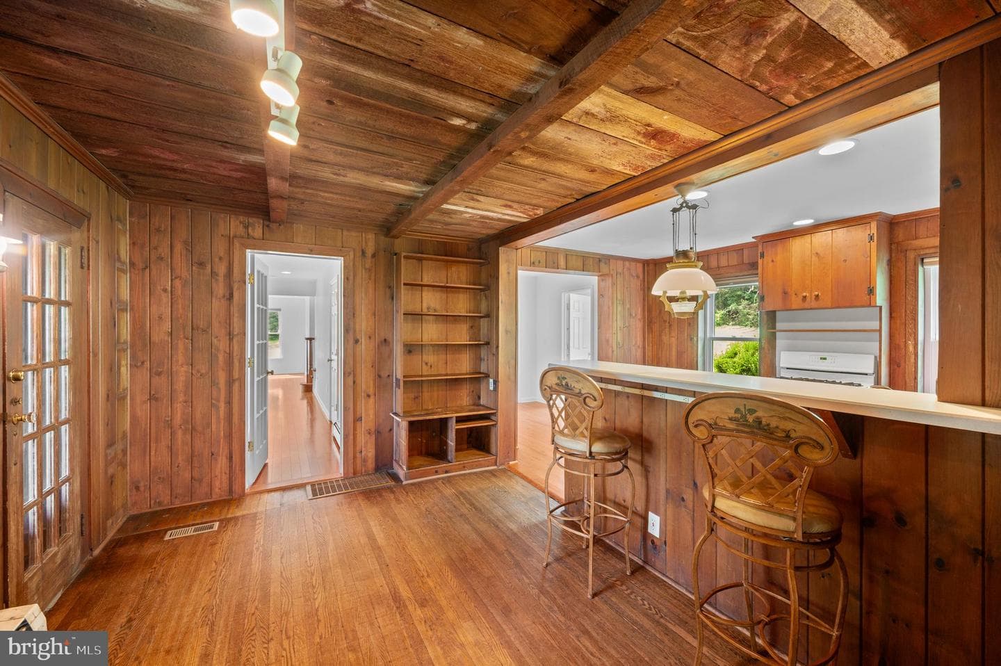 38 S Grange Avenue photo 24