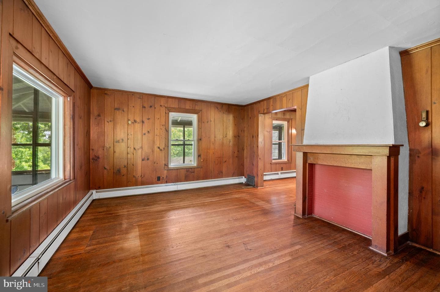 38 S Grange Avenue photo 31