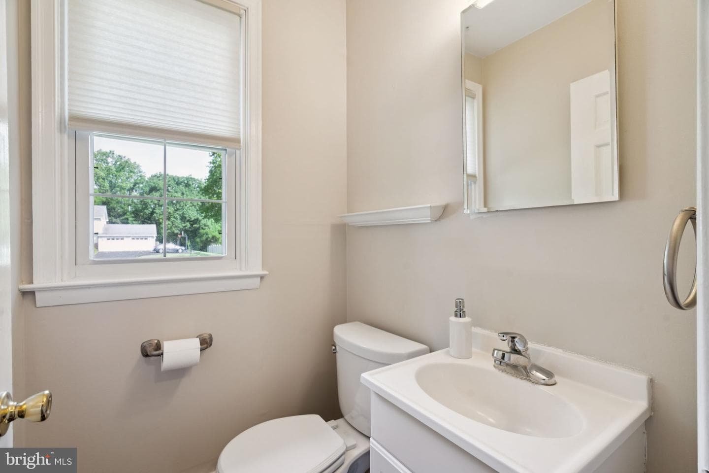 916 Davis Road photo 13