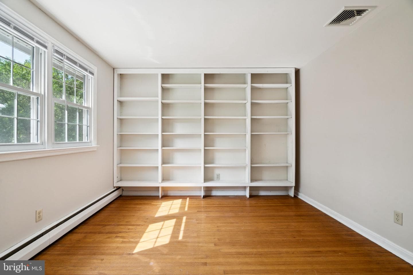 916 Davis Road photo 24