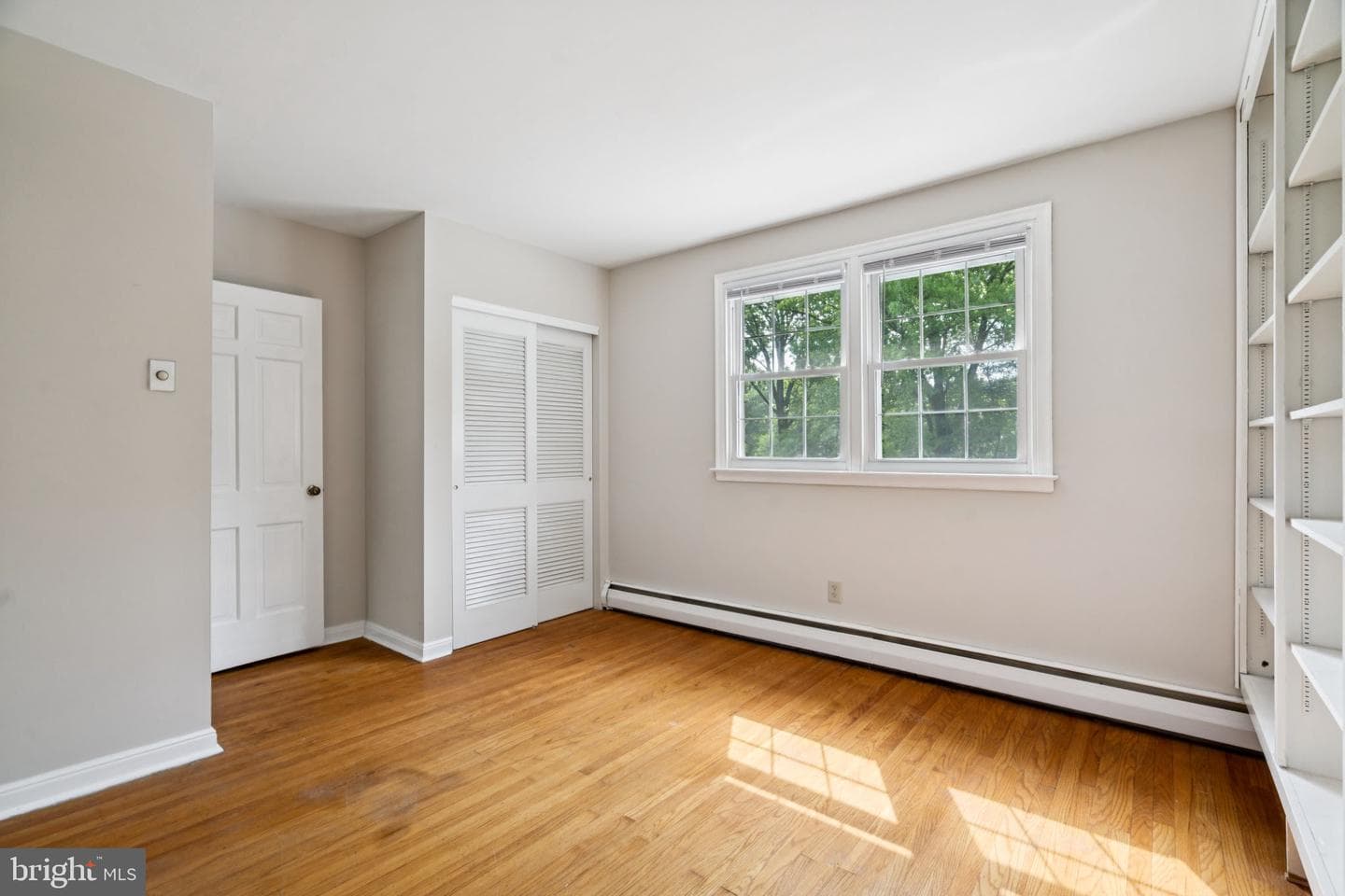 916 Davis Road photo 25