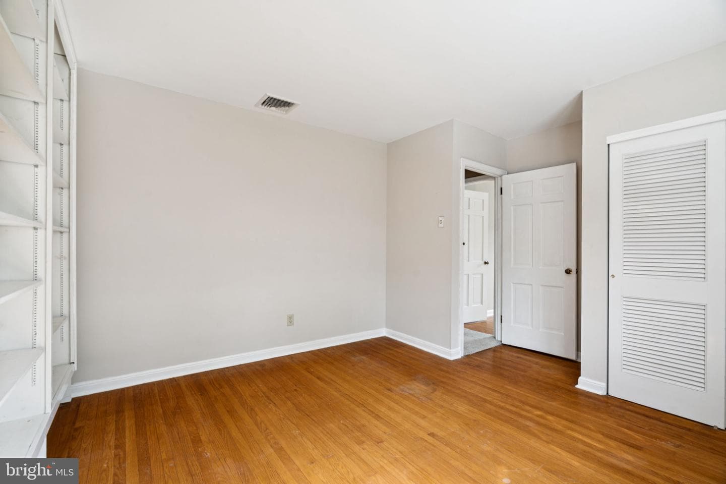 916 Davis Road photo 26