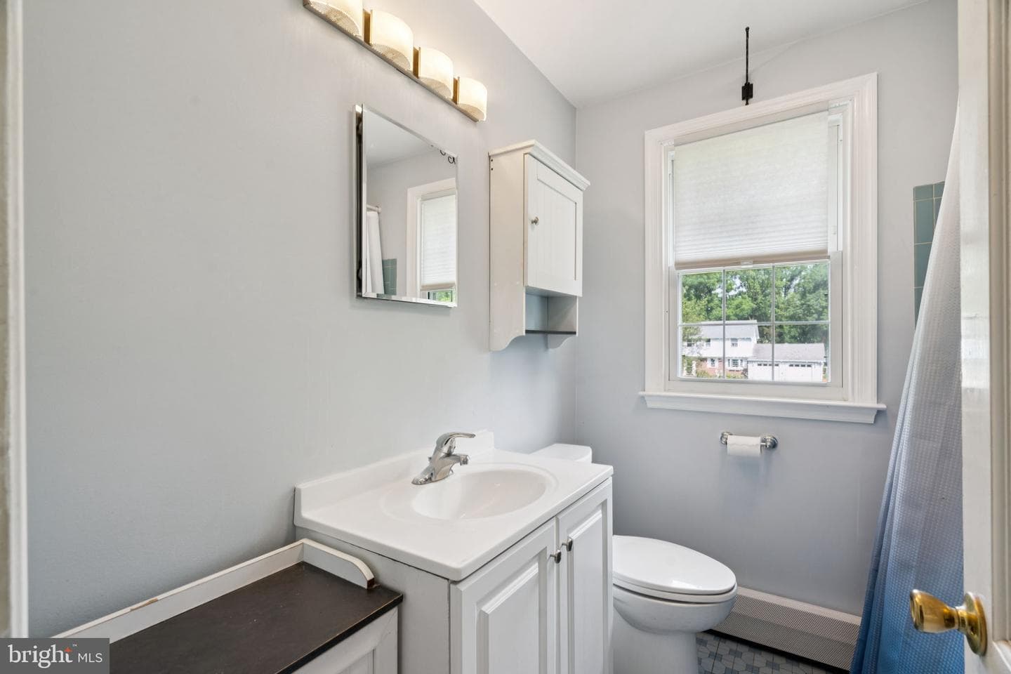 916 Davis Road photo 32