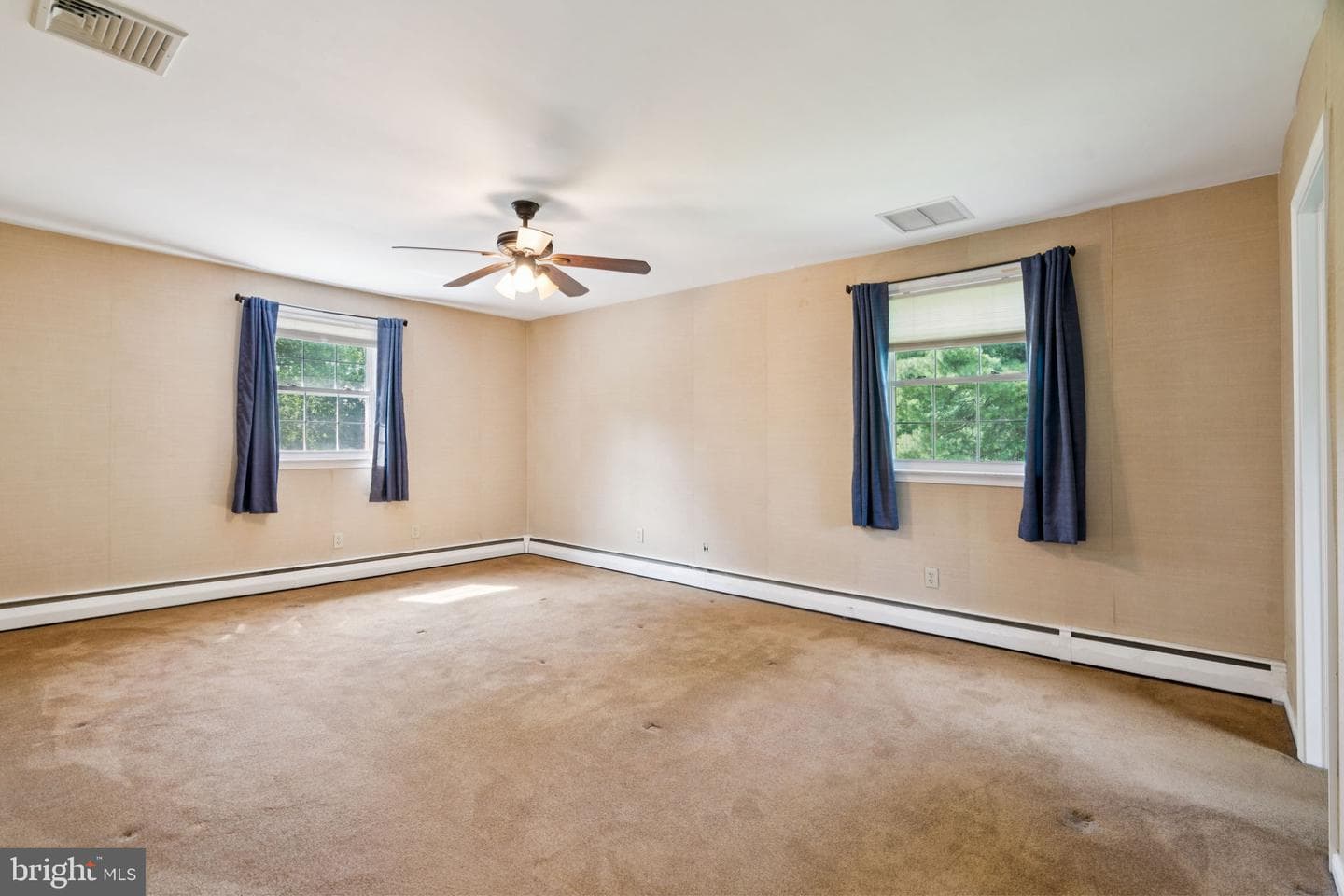 916 Davis Road photo 33