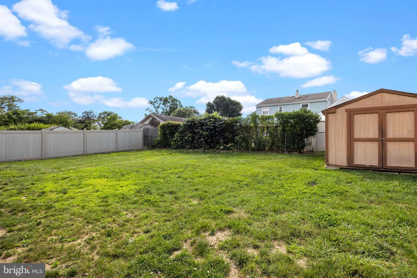 308 Edgley Avenue photo 18