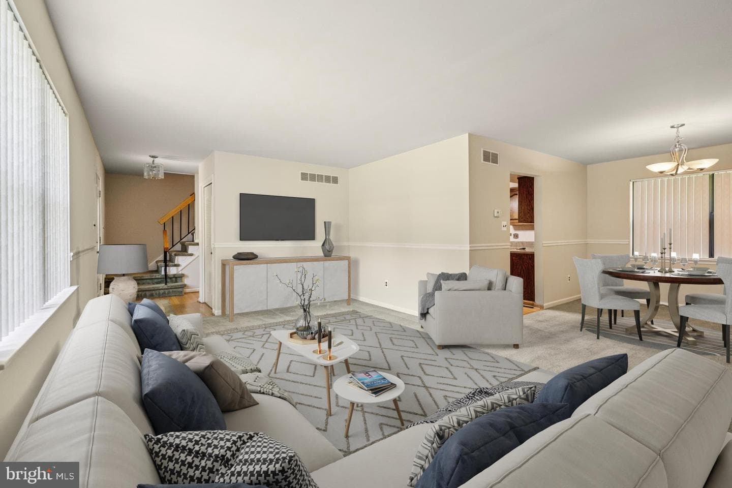 13 Virginia Lane photo 4