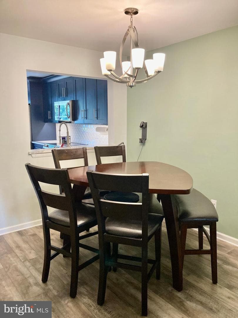 46 Ember Lane photo 8