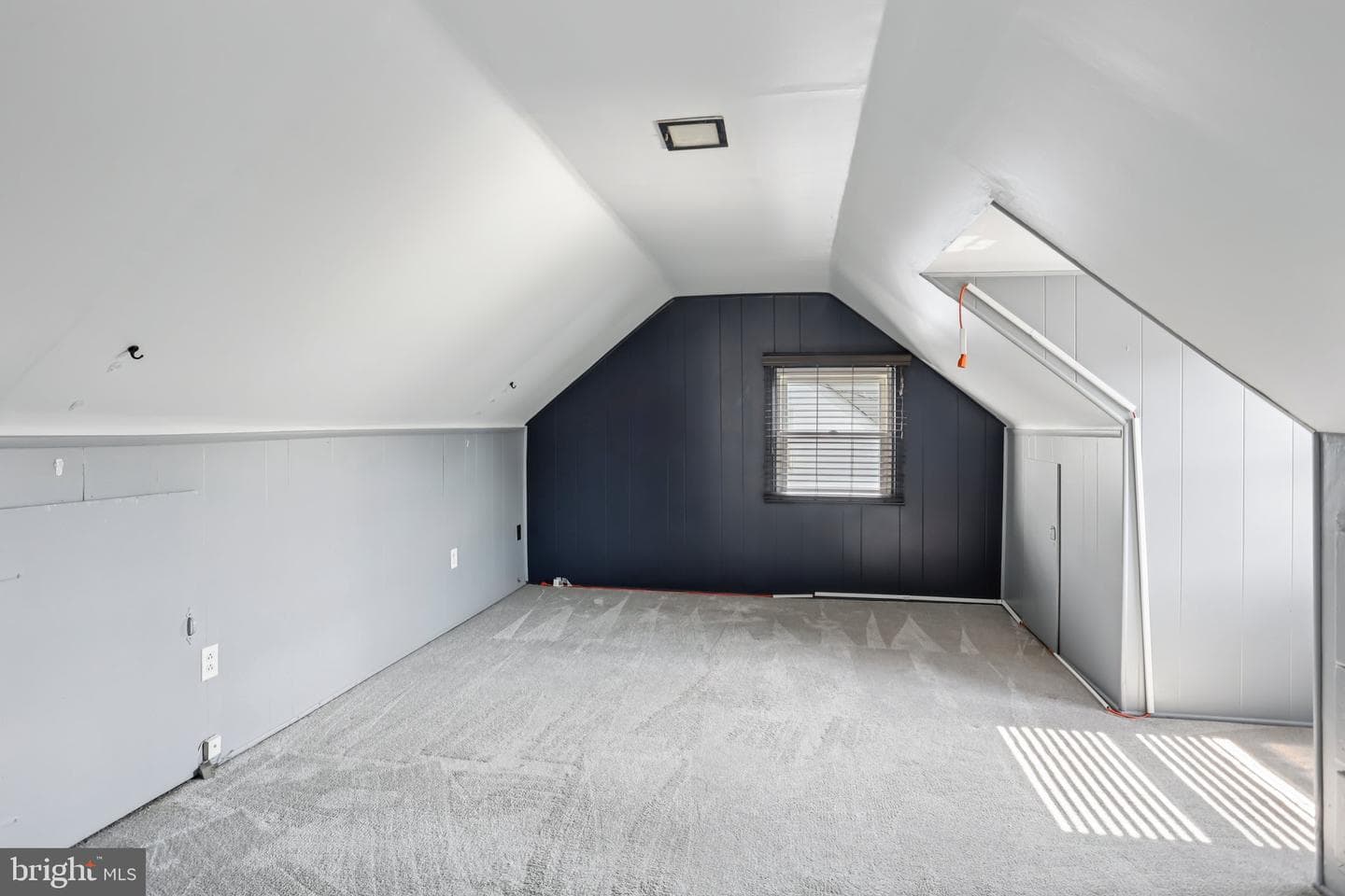718 Harrison Avenue photo 13