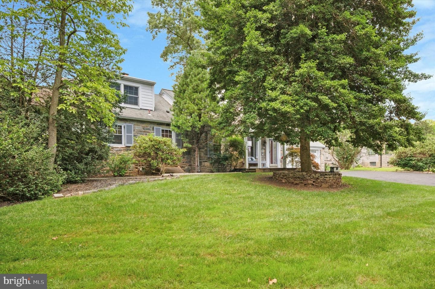 2440 Walton Road photo 3