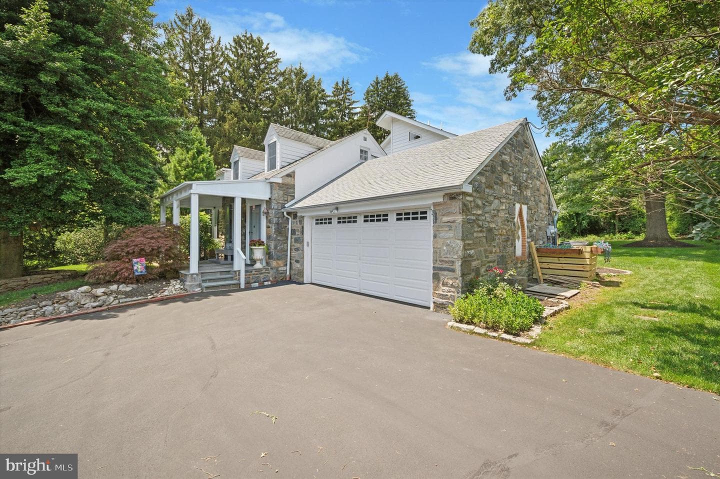 2440 Walton Road photo 4