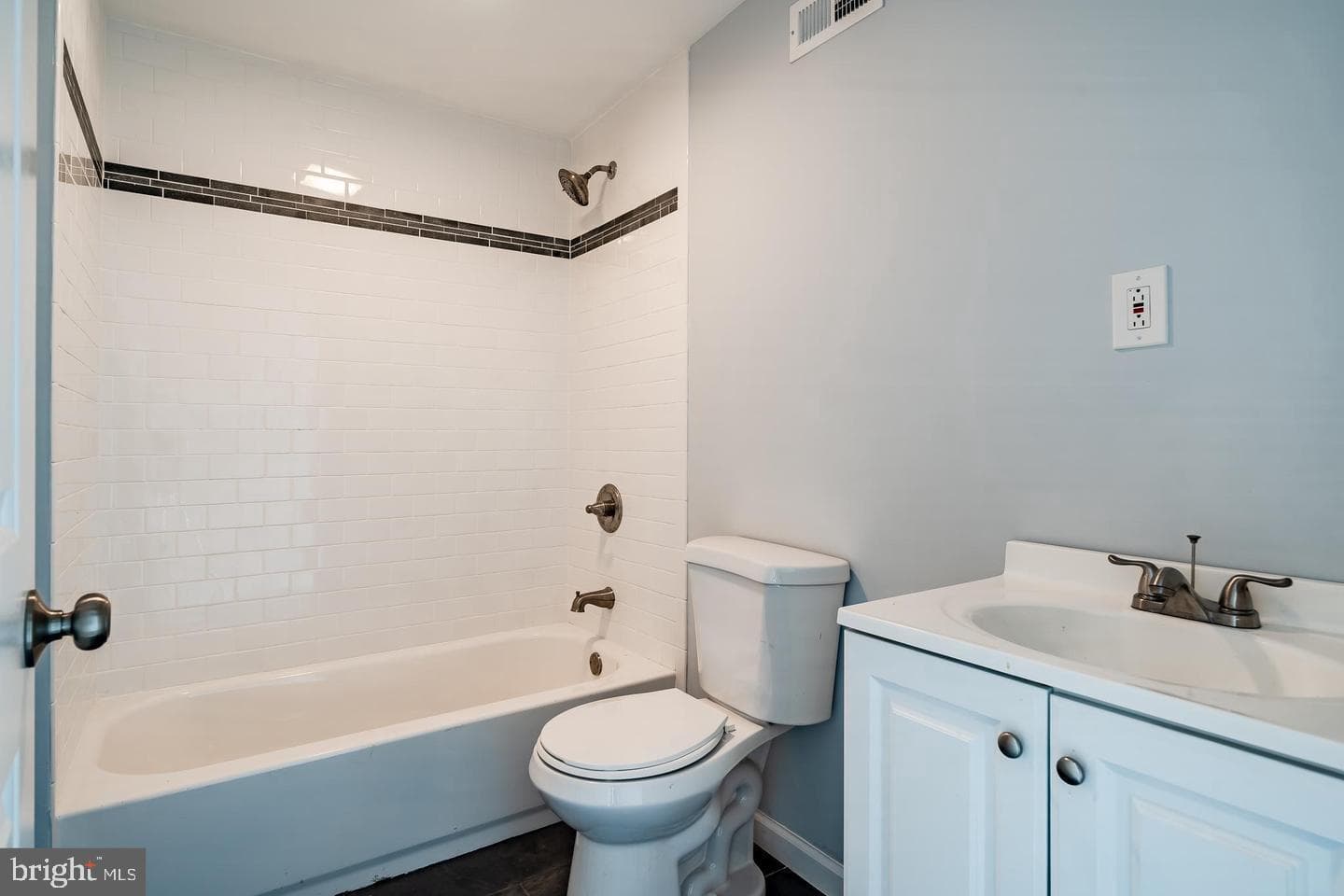 703 Arch Street photo 20