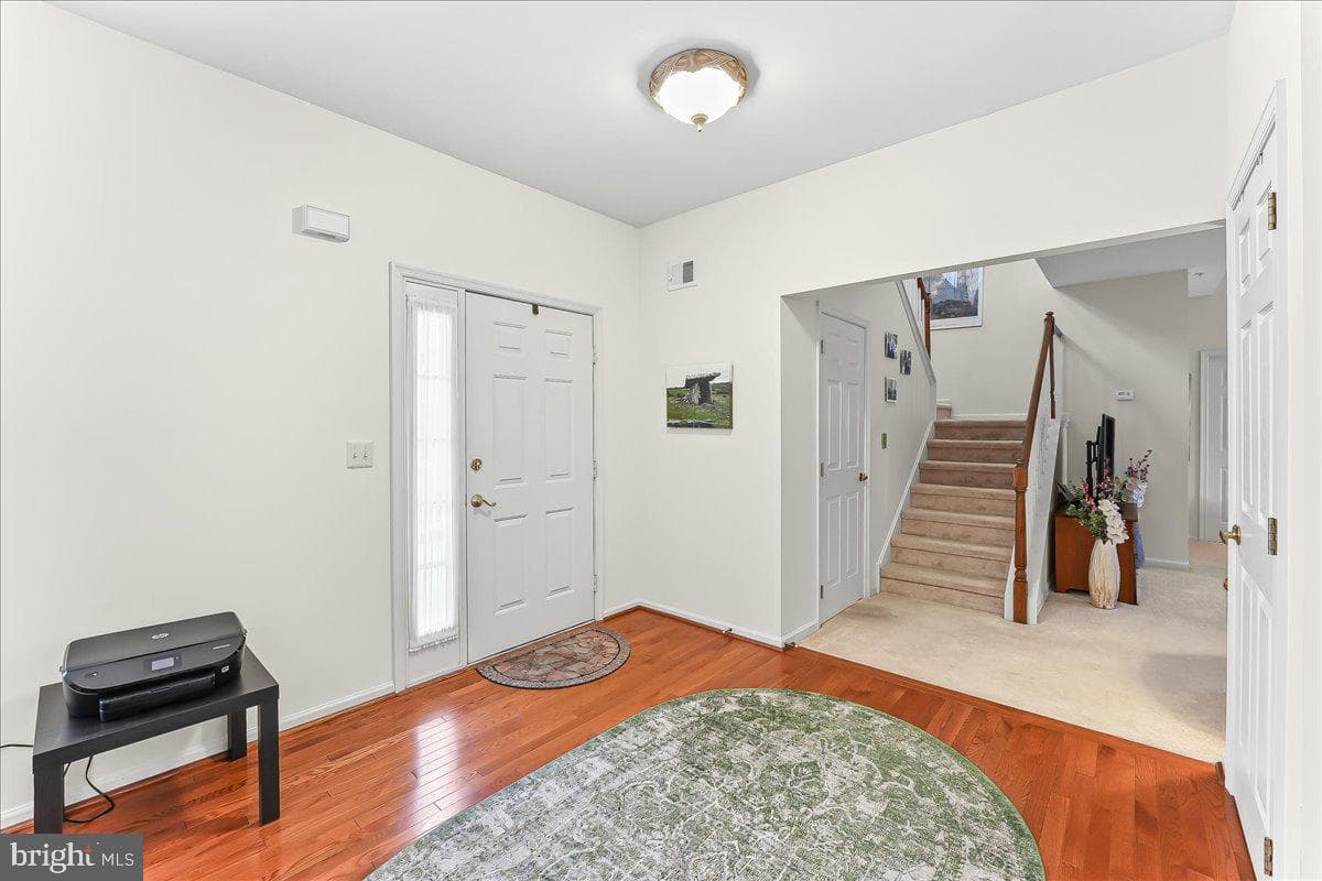 12 Stuart Drive #12 photo 5