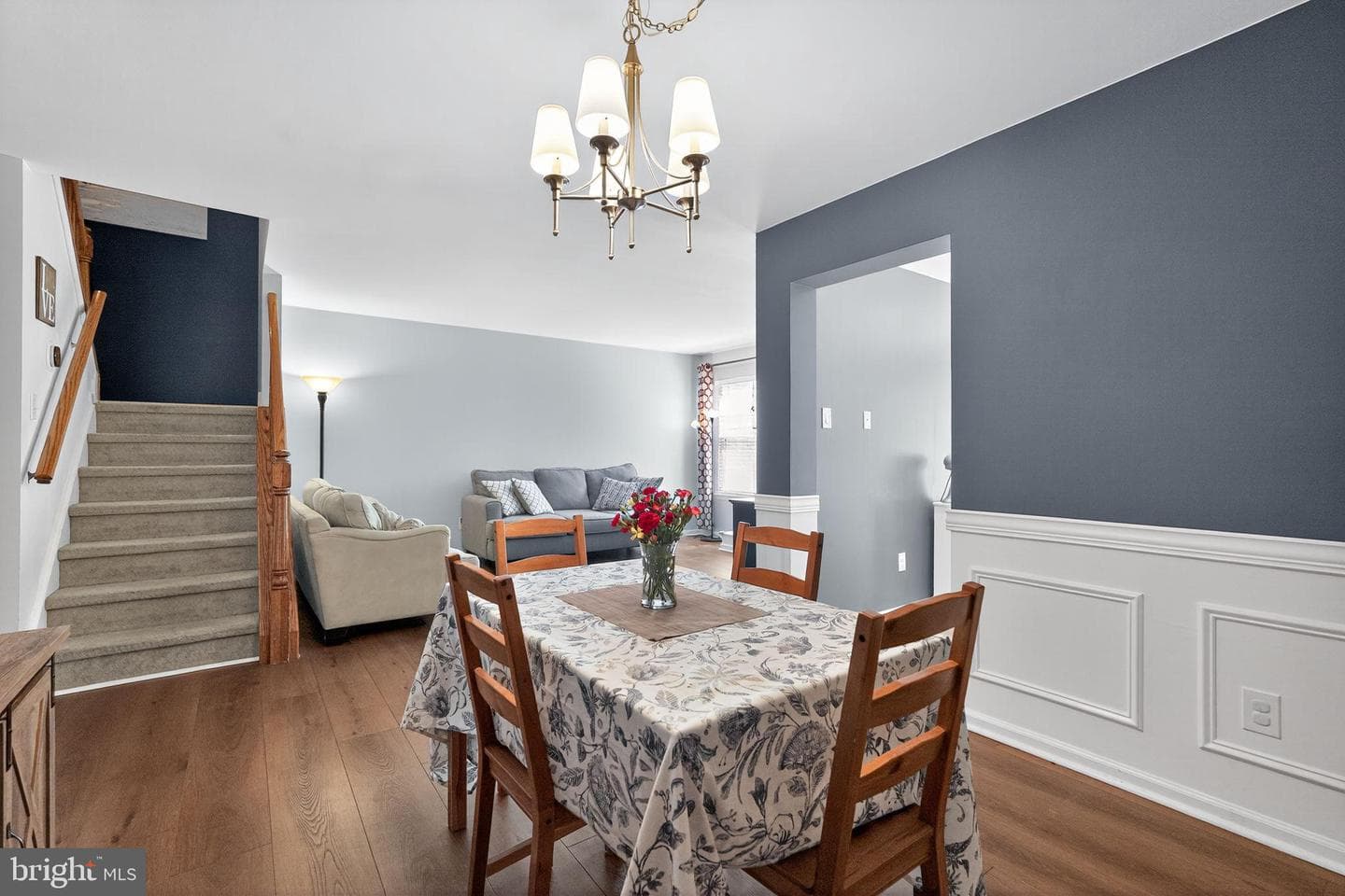 206 Saratoga Way photo 10