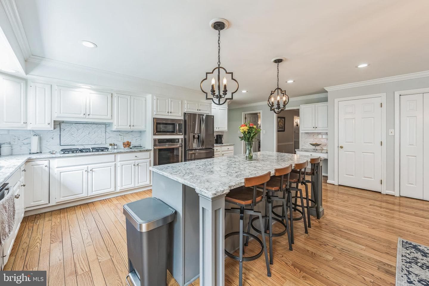 717 Evans Road photo 17