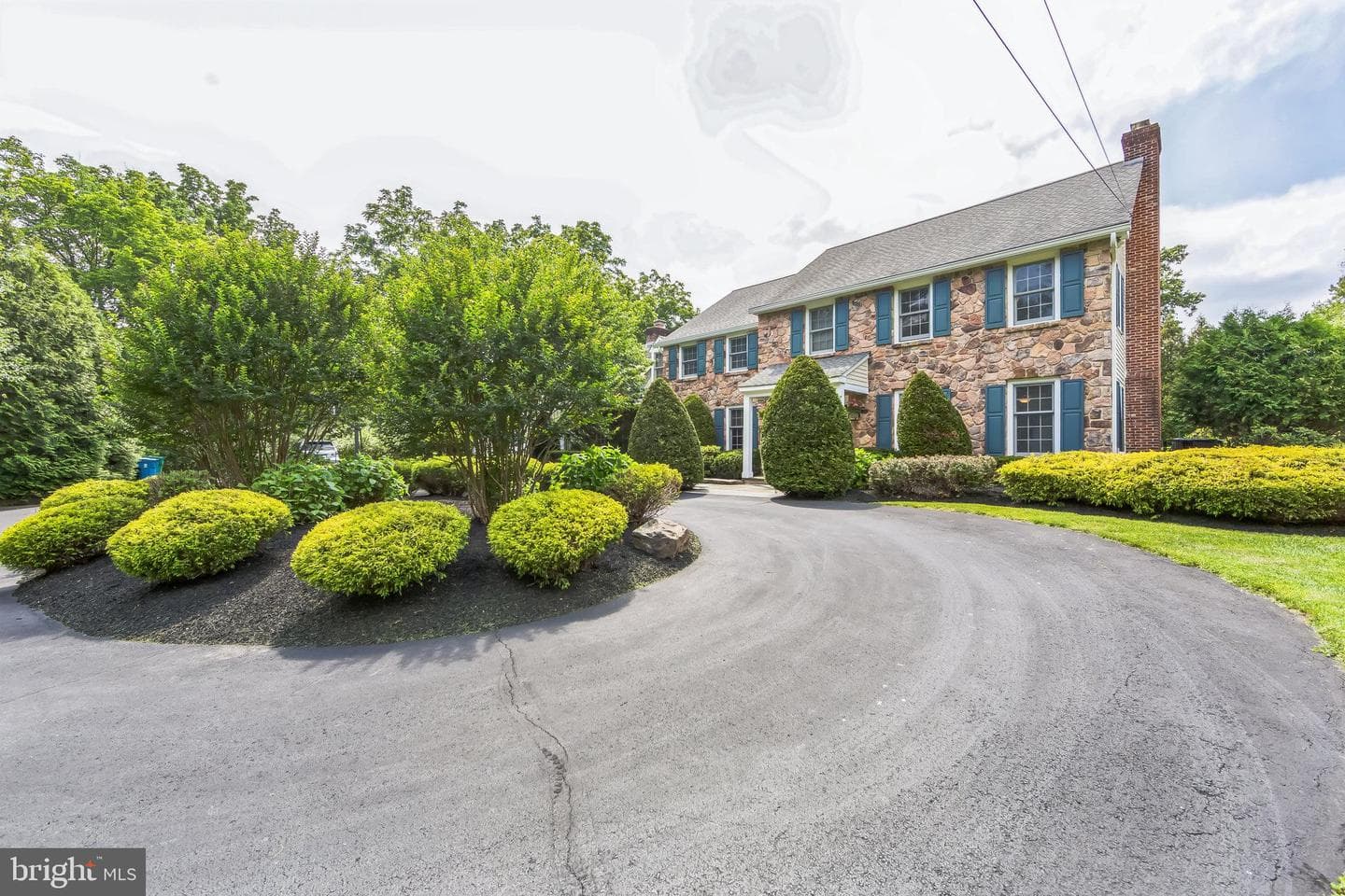 717 Evans Road photo 3