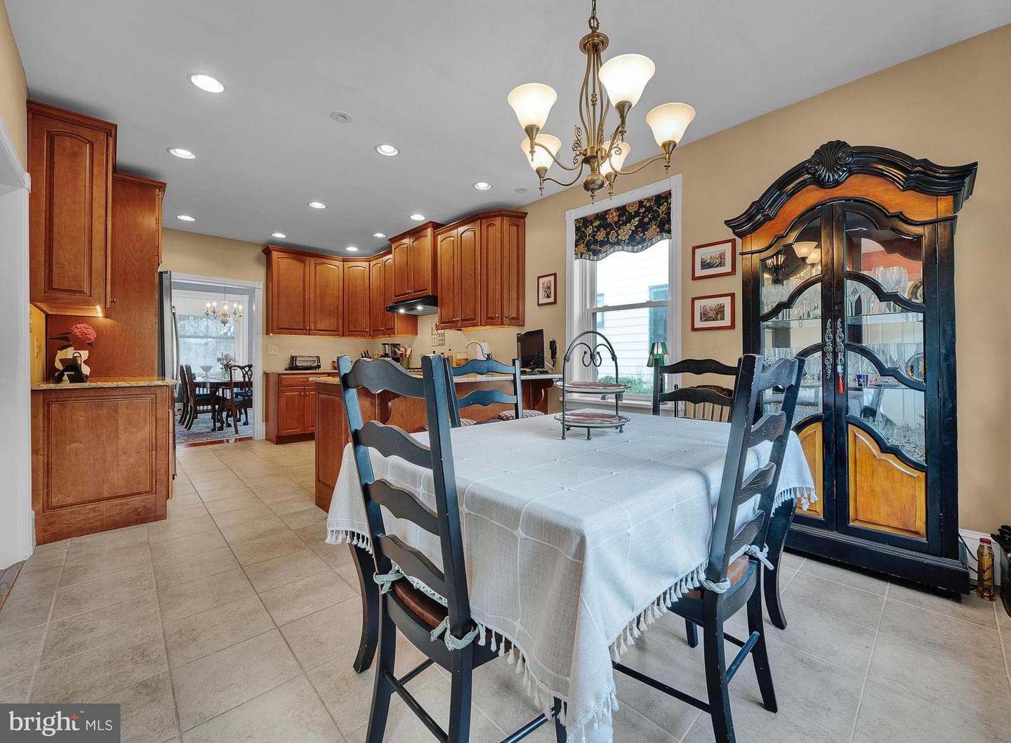 200 Hillside Avenue photo 12