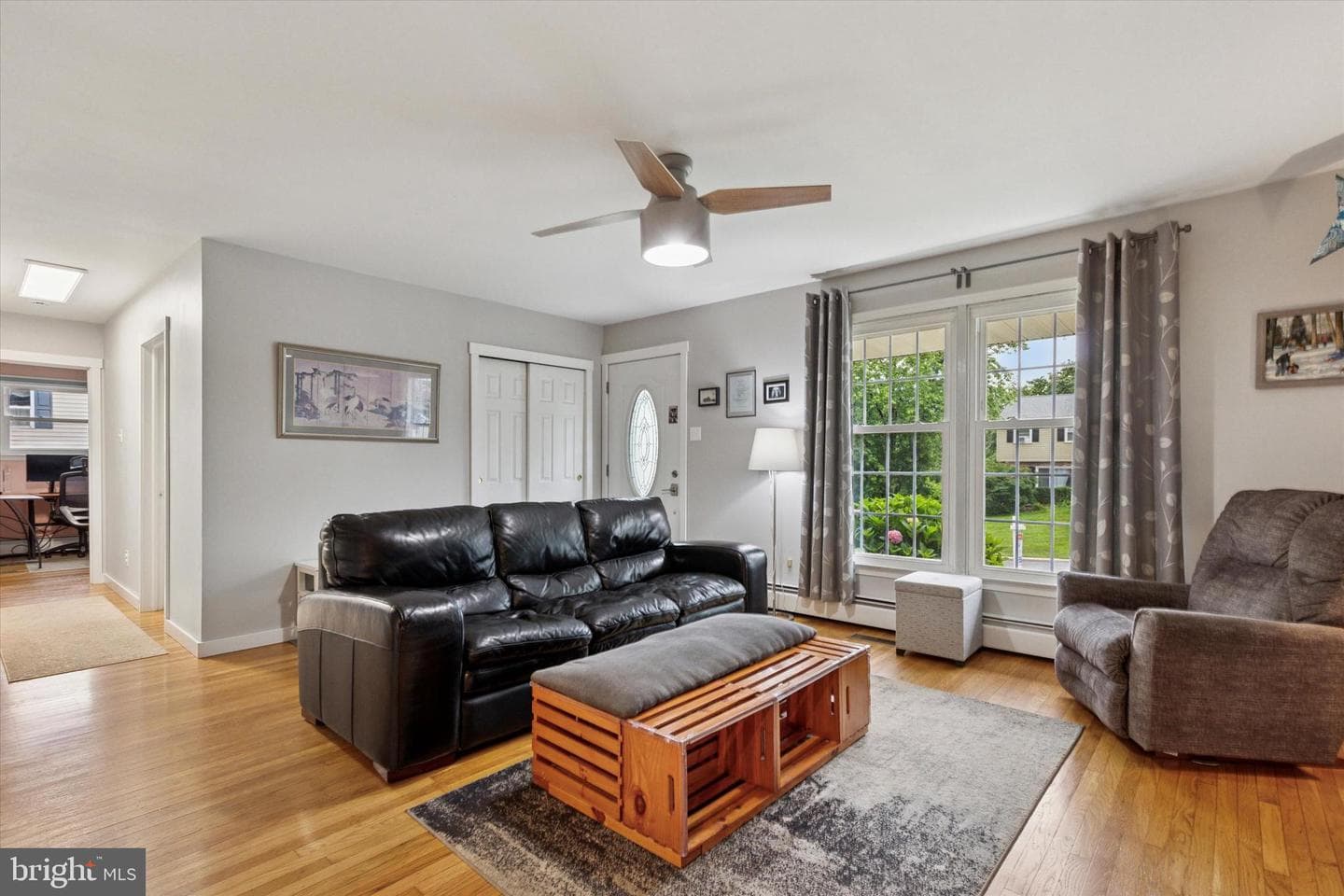 318 Bow Lane photo 3