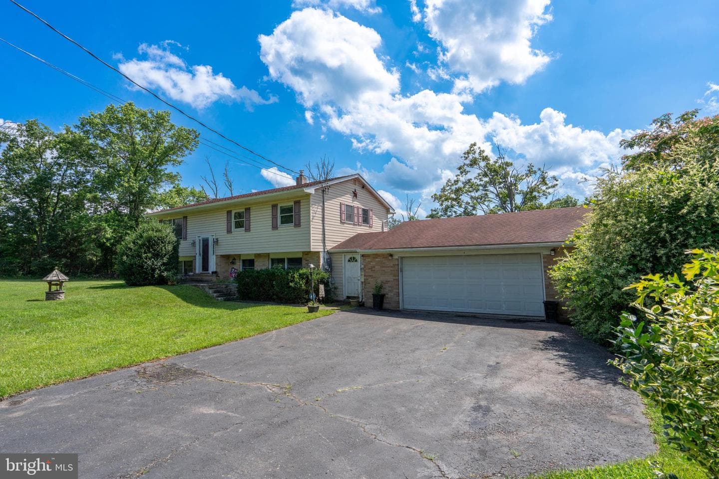 3211 Hillegass Road photo 2