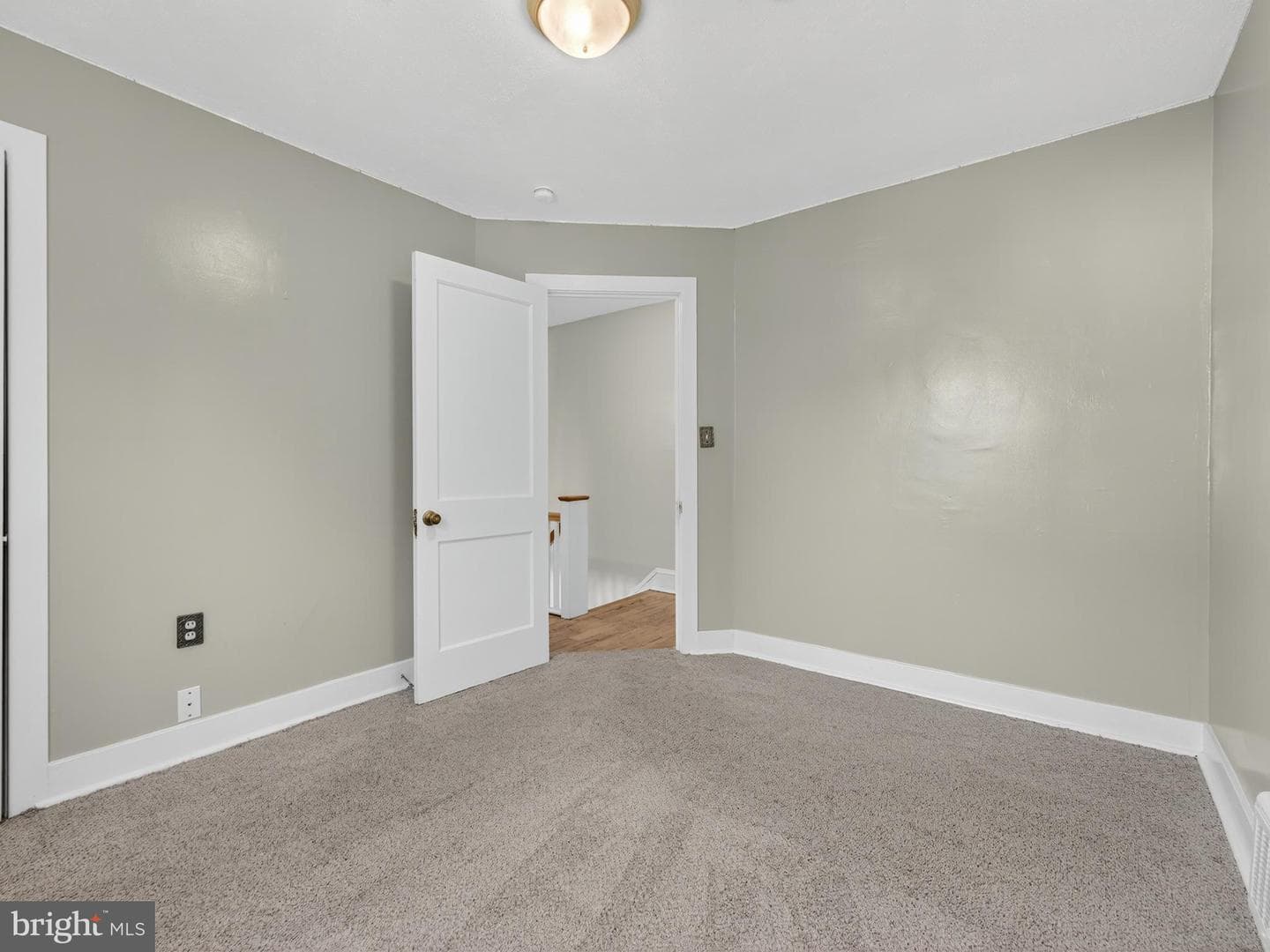 215 Hartranft Avenue photo 25