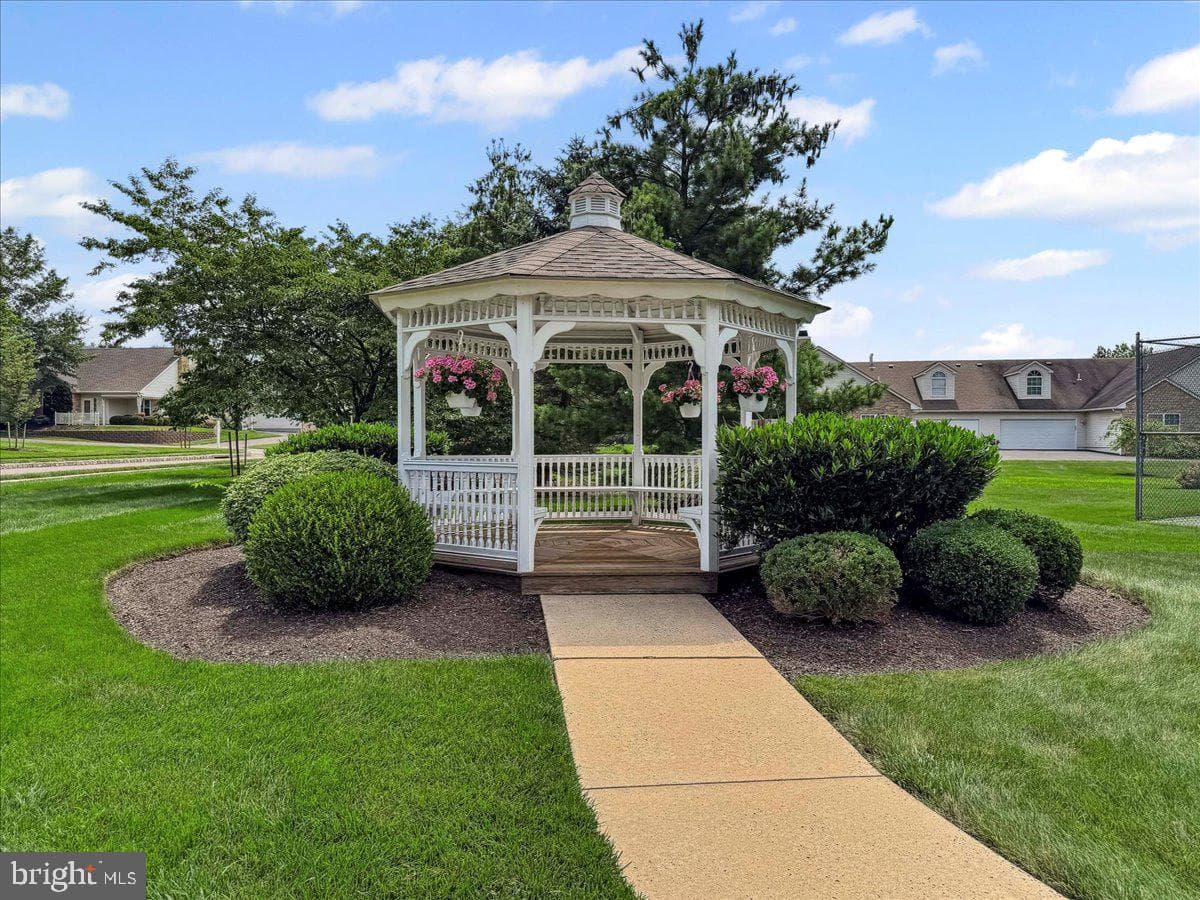 141 Farrington Lane photo 32