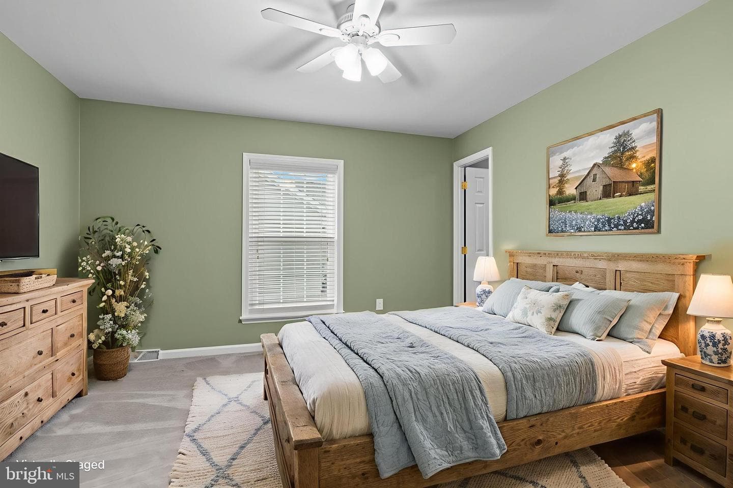 620 Eucalyptus Way photo 16