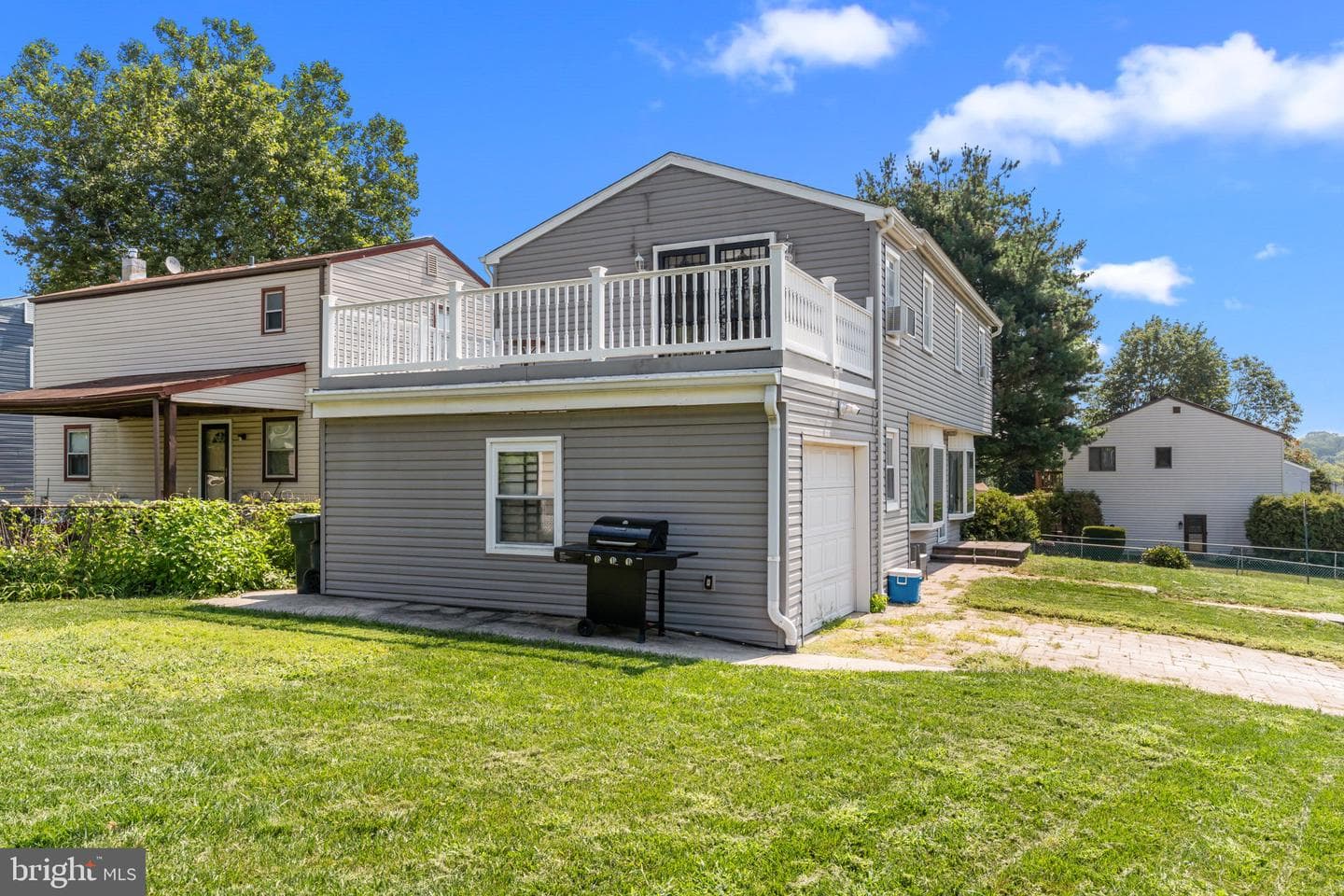 2445 Hamilton Avenue photo 30