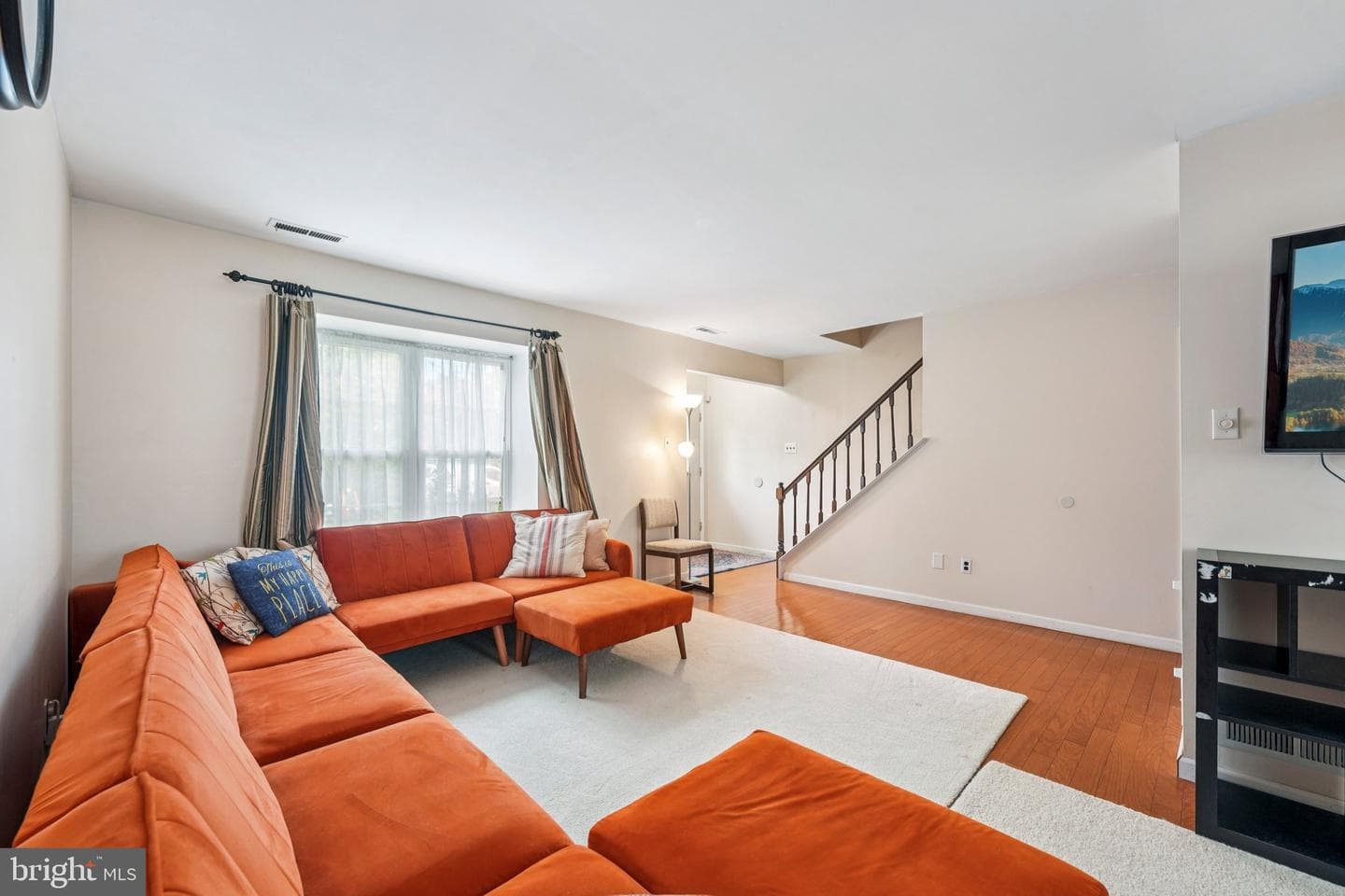 64 Greenwoods Drive photo 3