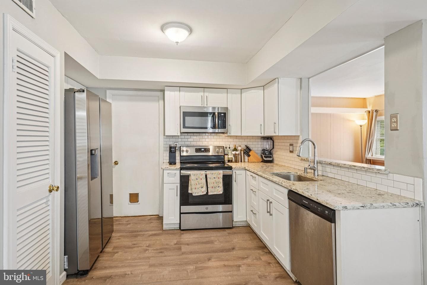 64 Greenwoods Drive photo 8