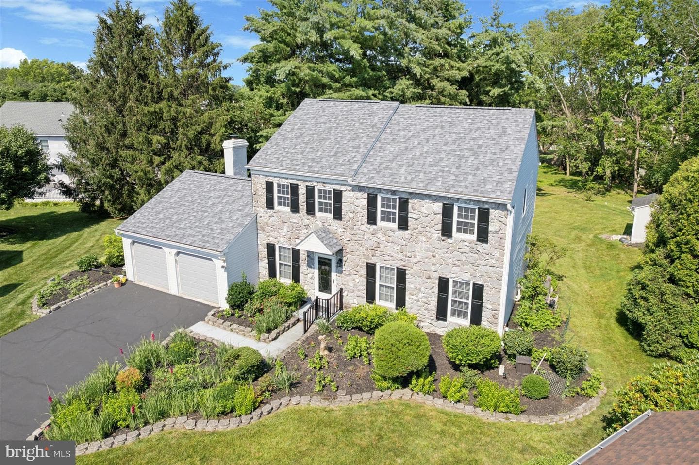1604 Shamrock Place photo 2
