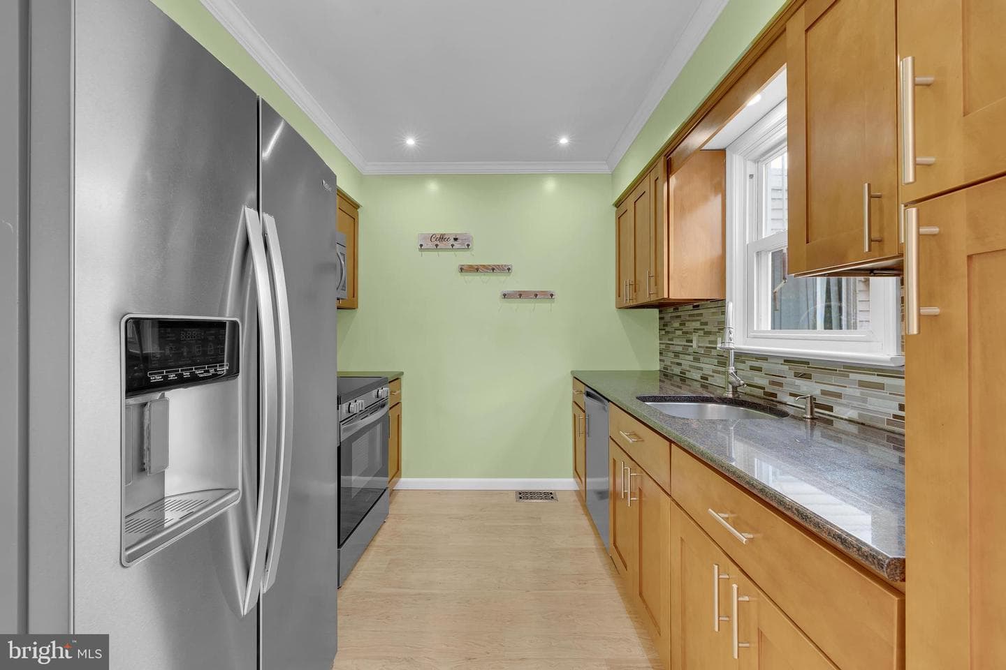 536 State Street photo 11