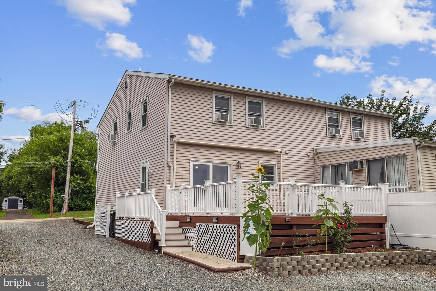 536 State Street photo 27