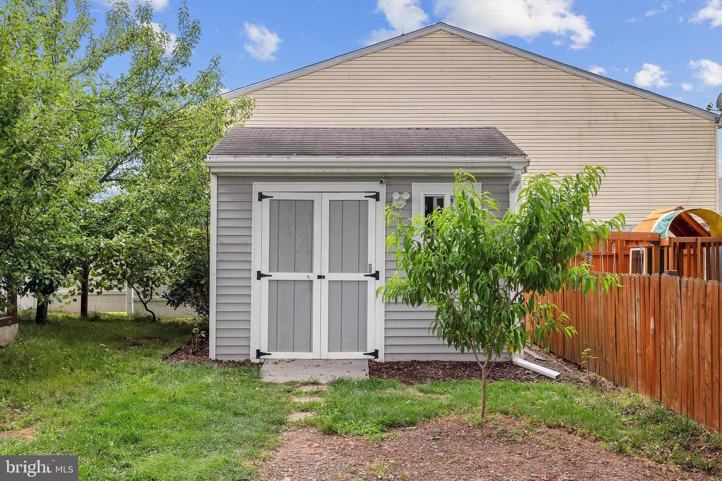 536 State Street photo 29