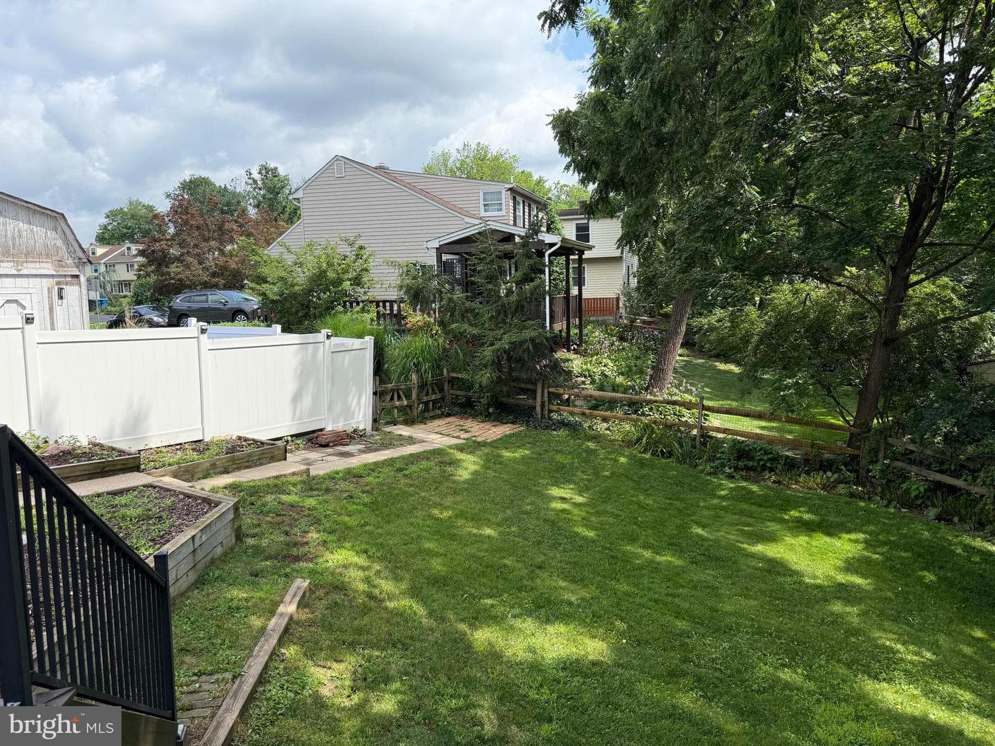142 Stony Creek Avenue photo 21