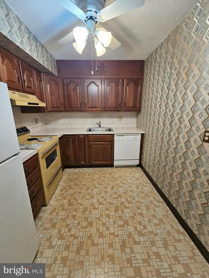 666 W Germantown Pike #1311 photo 52