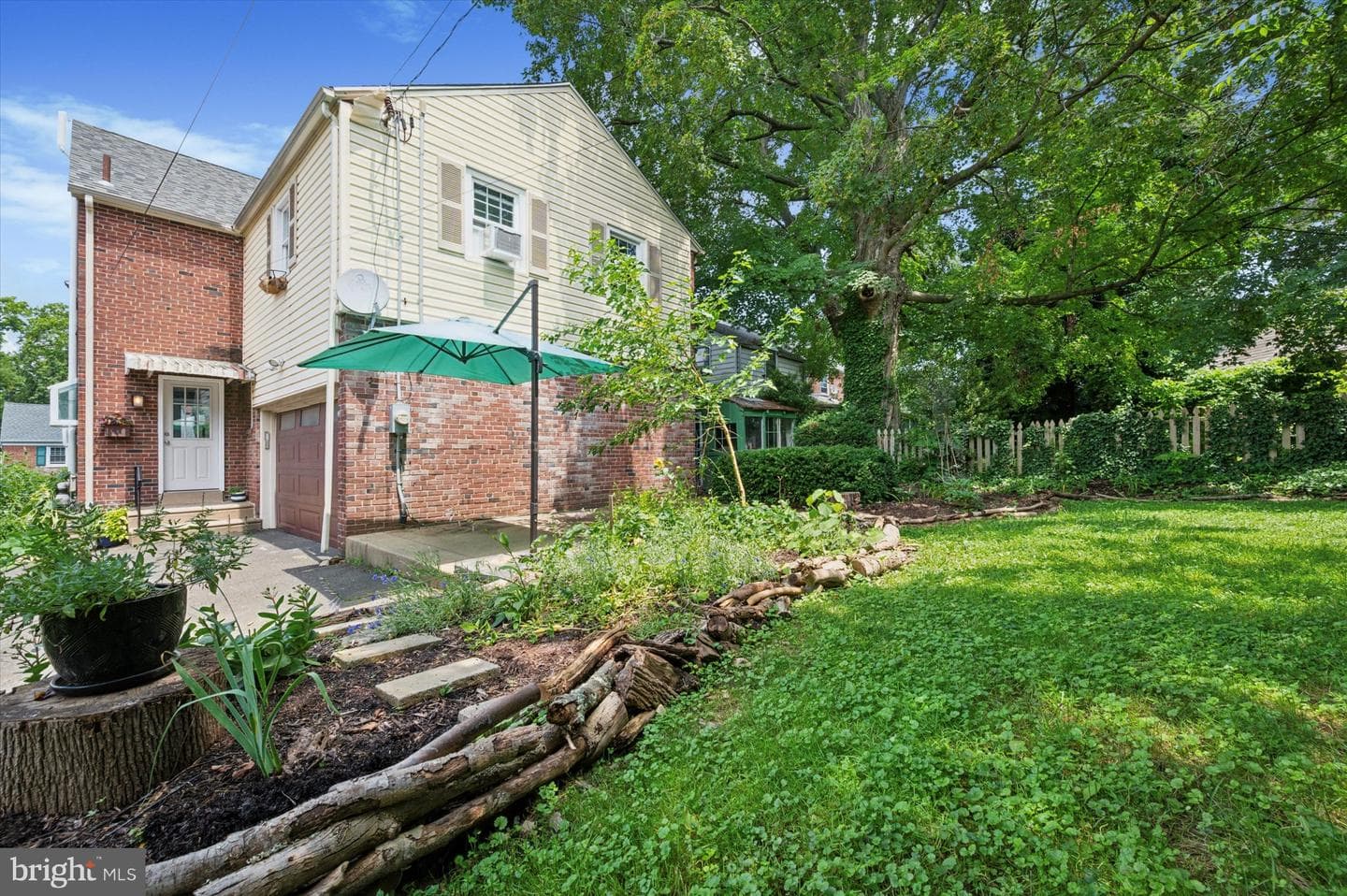 416 Carlton Avenue photo 34