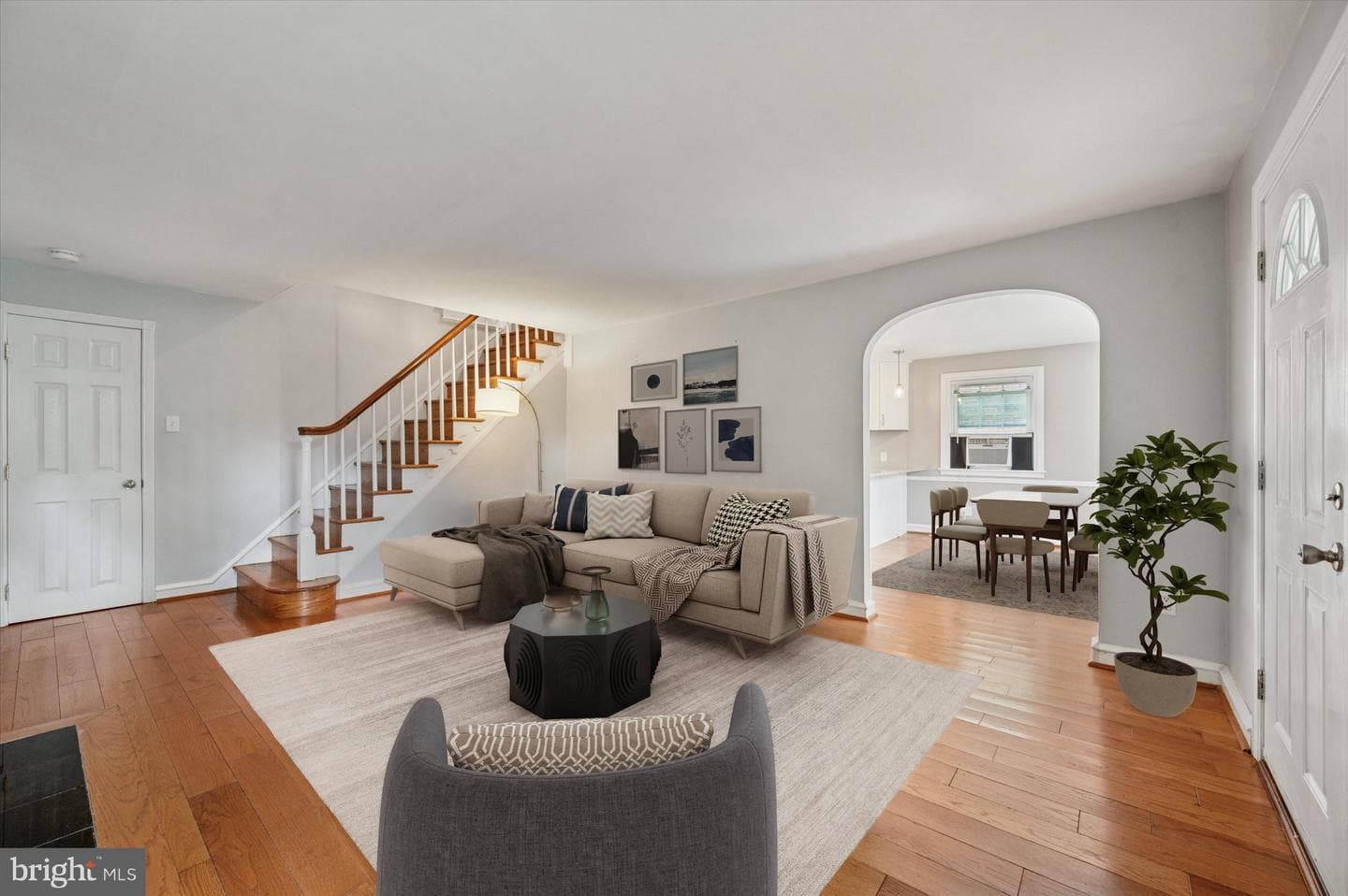416 Carlton Avenue photo 6