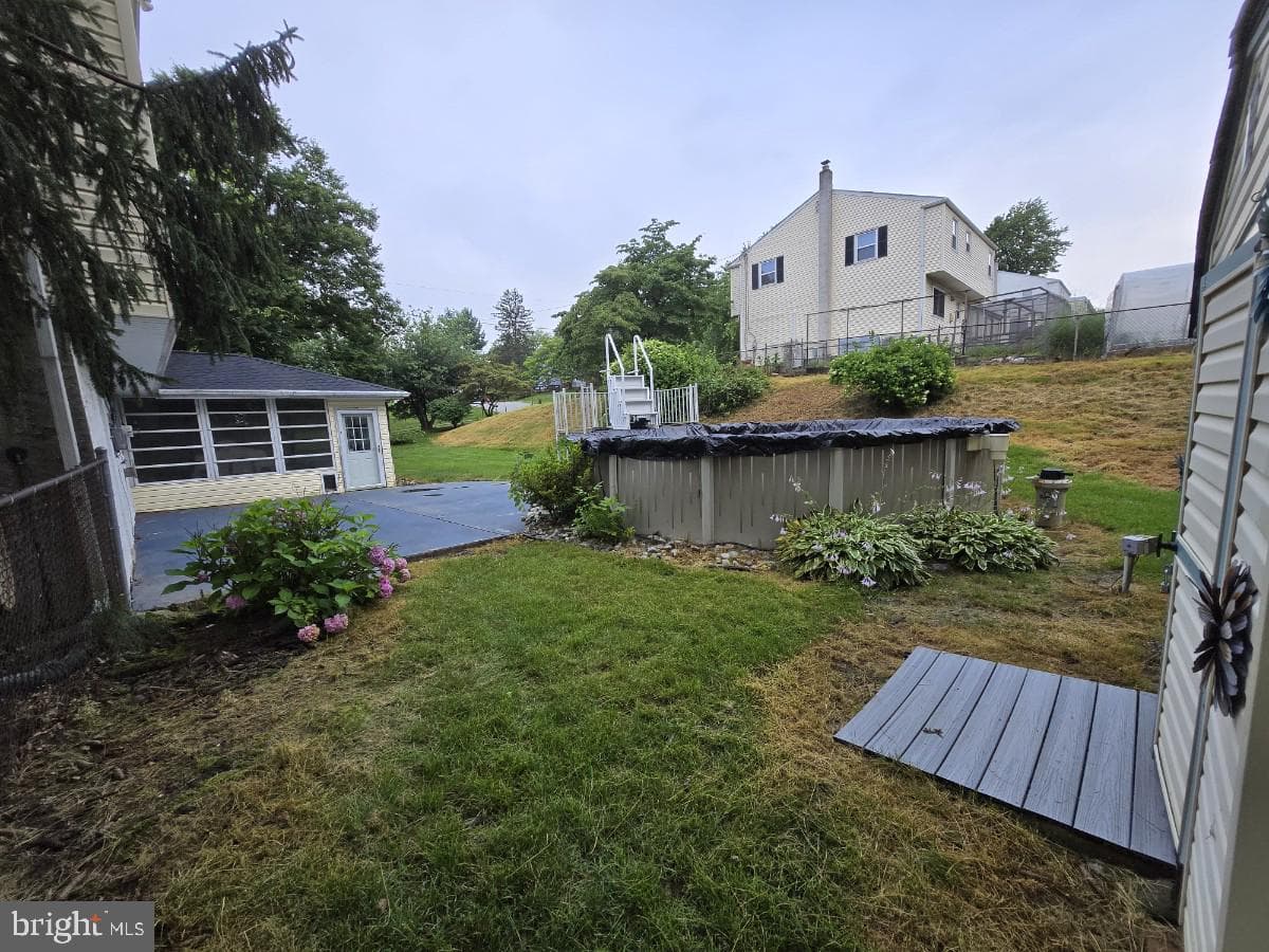 520 Deerfield Drive photo 7