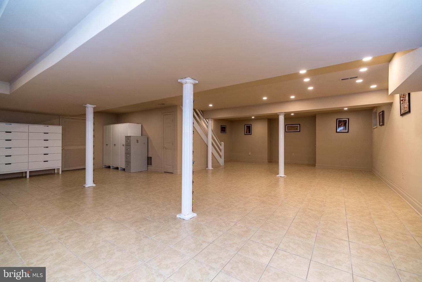 1783 Talbot Road photo 47