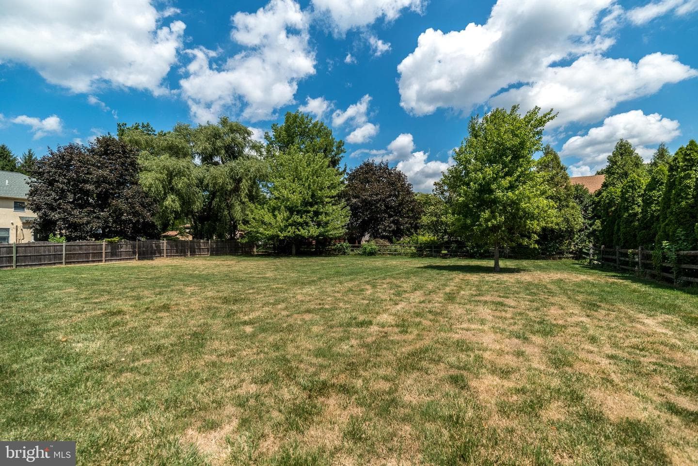 1783 Talbot Road photo 55