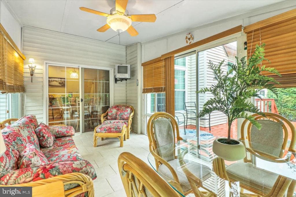 109 Knoll Drive photo 23