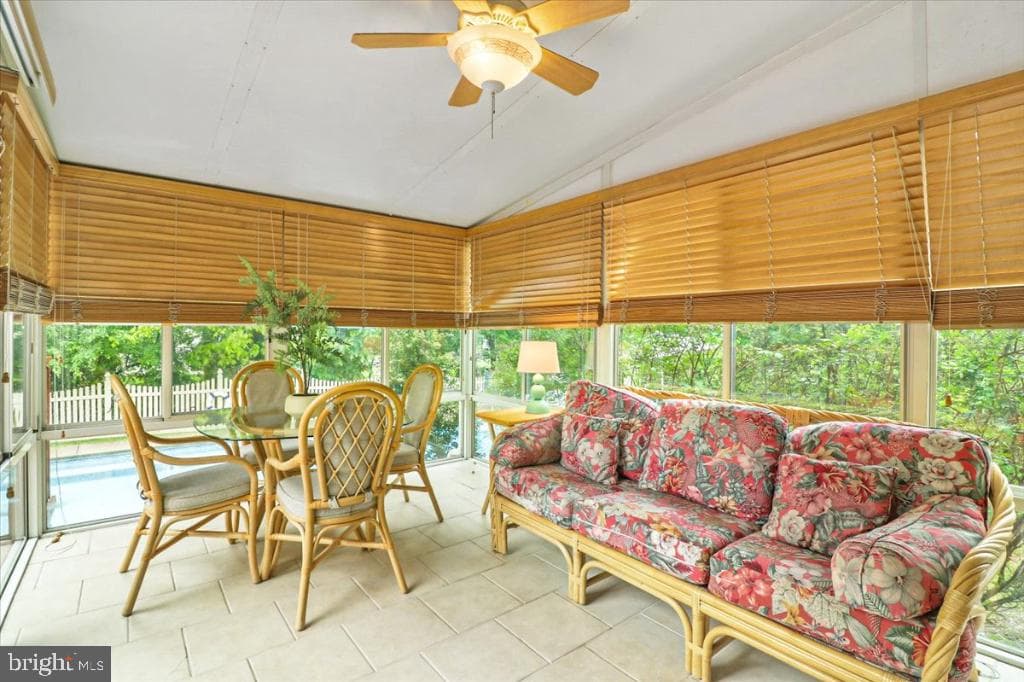 109 Knoll Drive photo 24