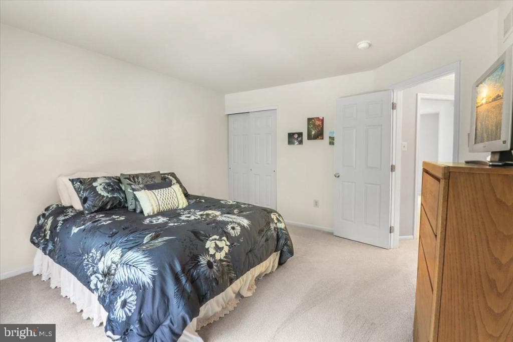 109 Knoll Drive photo 29
