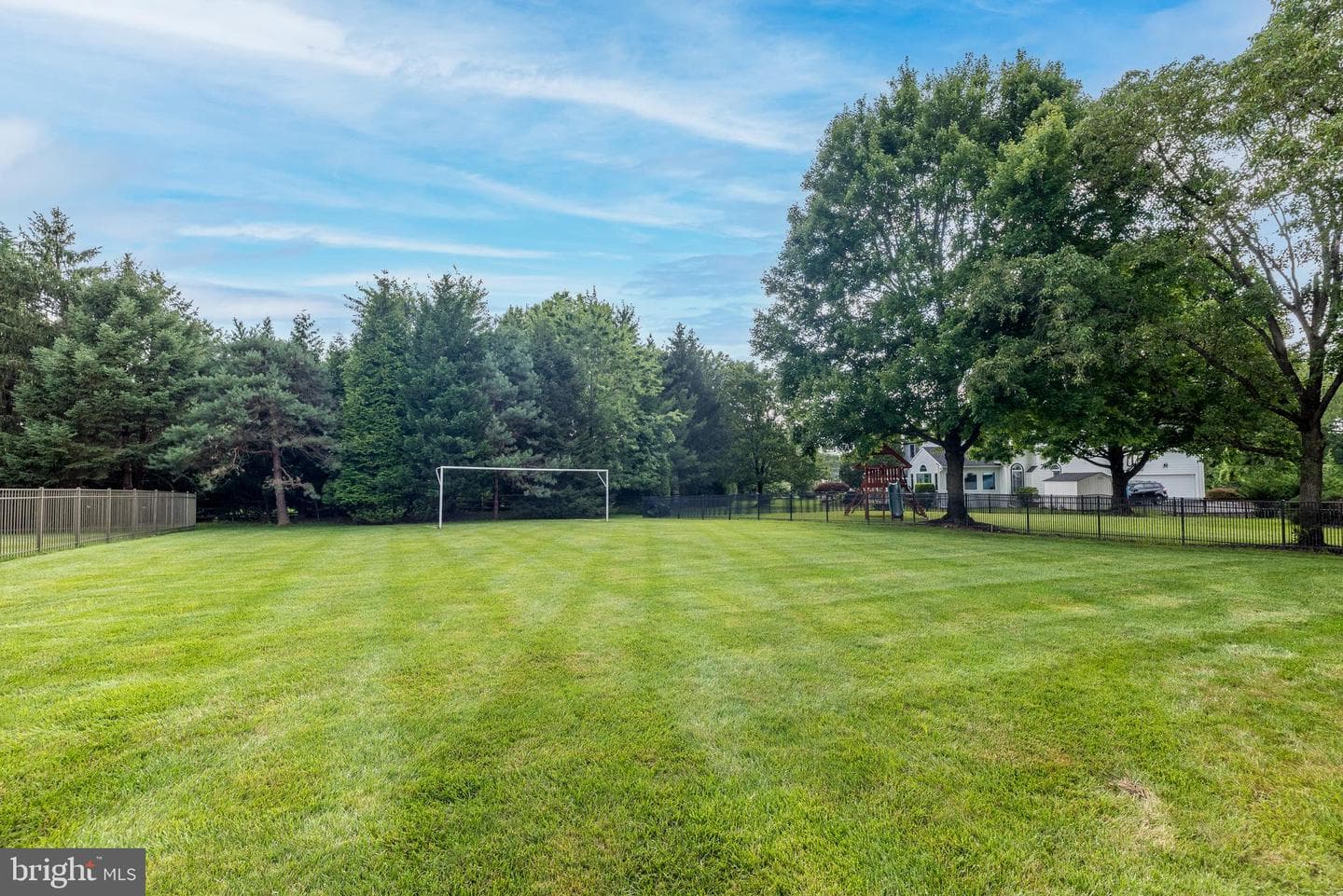 728 Castlewood Drive photo 77