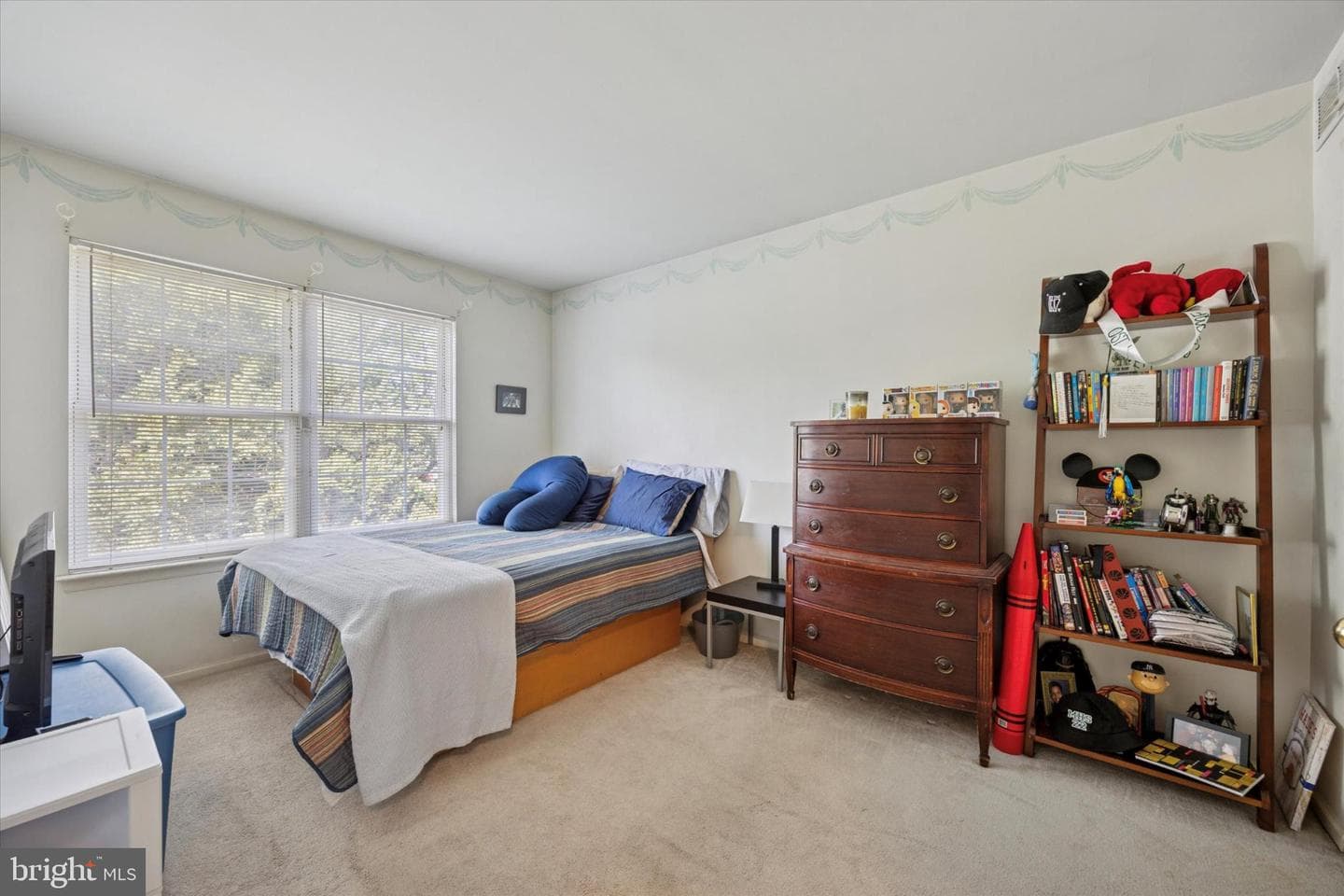 1029 Greenes Way Circle photo 11