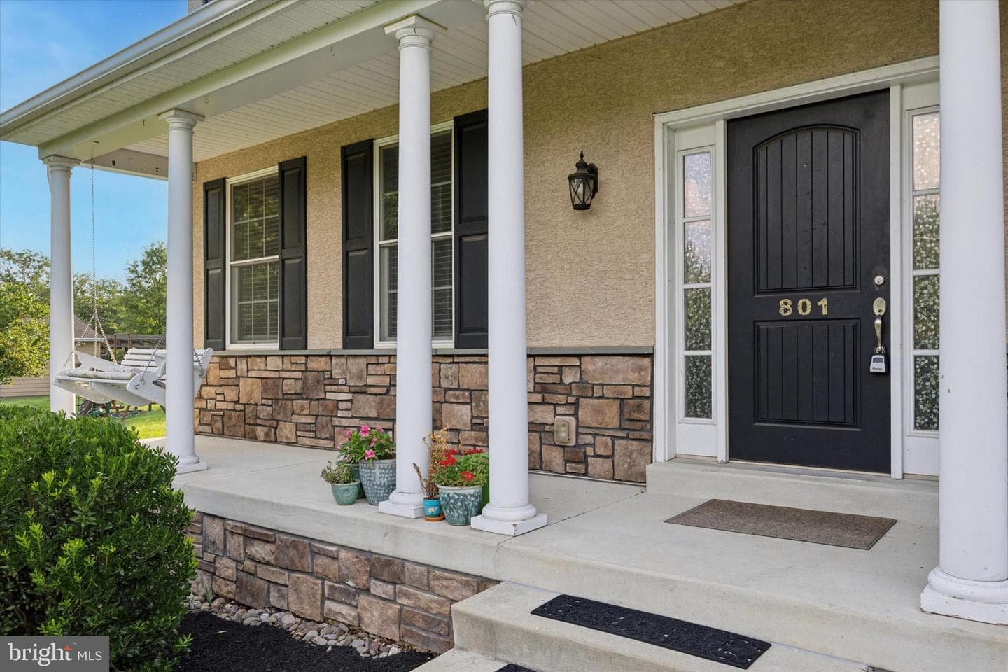 801 N Park Avenue photo 3